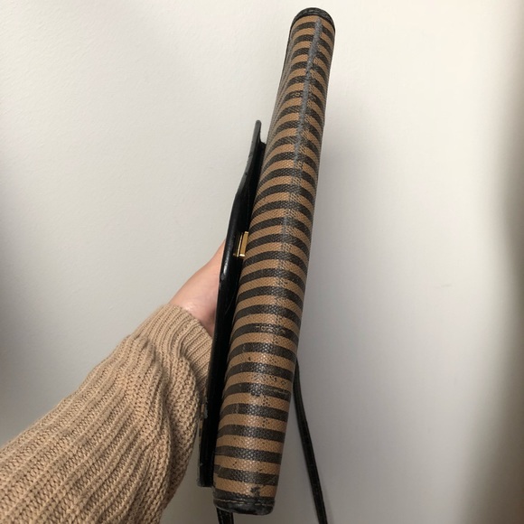 SOLD 🥳 - Picture 4 of 8